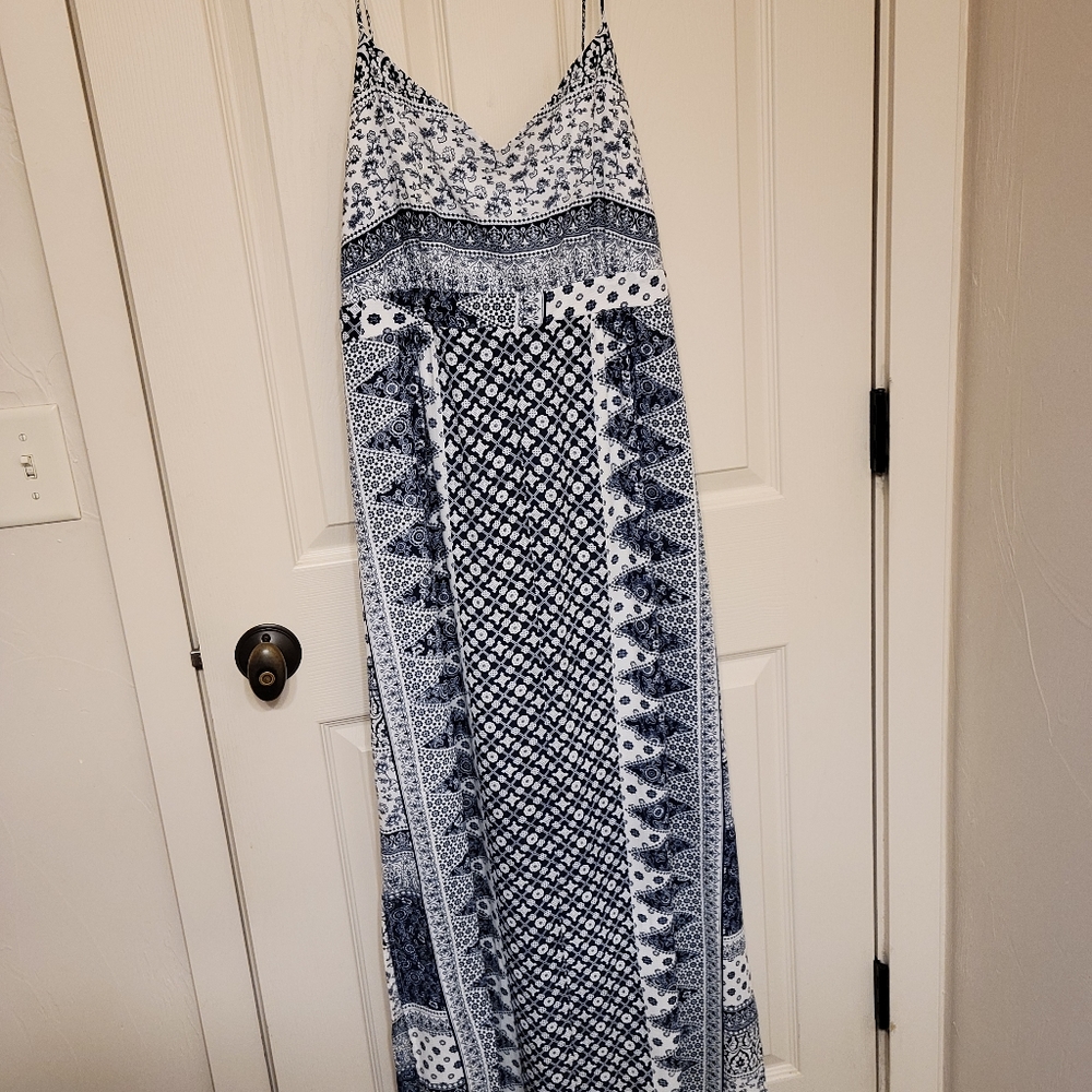 Maurices Maxi Dress Size L